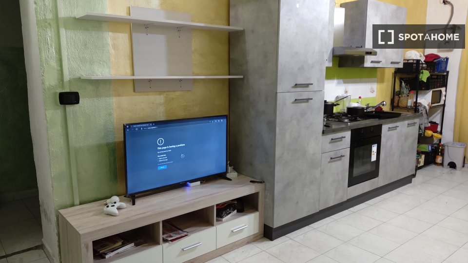 Double room Turin, 3 beds, 85m² — photo 10