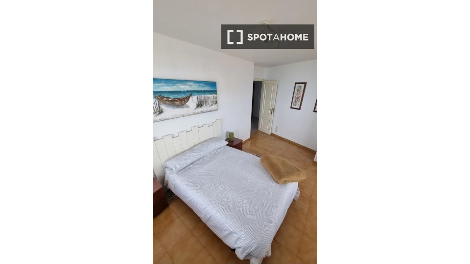Apartment Valencia, 4 beds, 140m² — photo 9