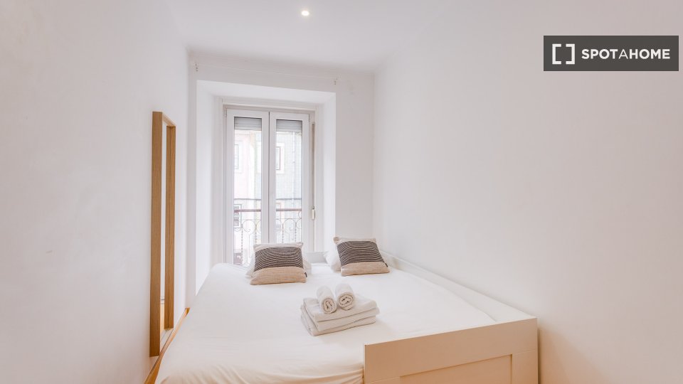 Apartment Lisbon, 2 beds — photo 22