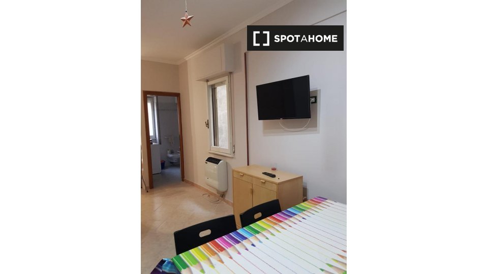 Double room Rome, 2 beds, 75m² — photo 4