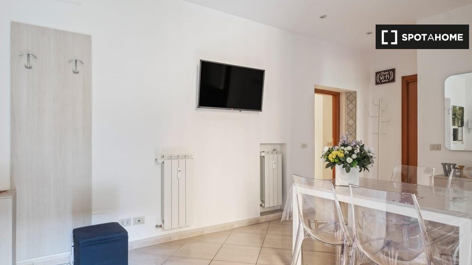Apartment Rome, 2 beds — photo 12
