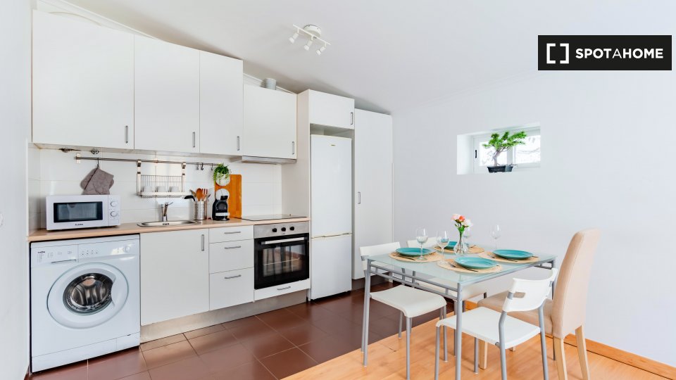 Apartment Lisbon, 2 beds — photo 8