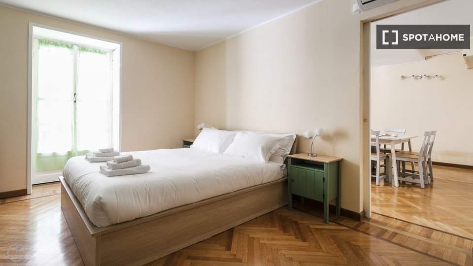 Apartment Milan, 1 bed, 56m² — photo 2
