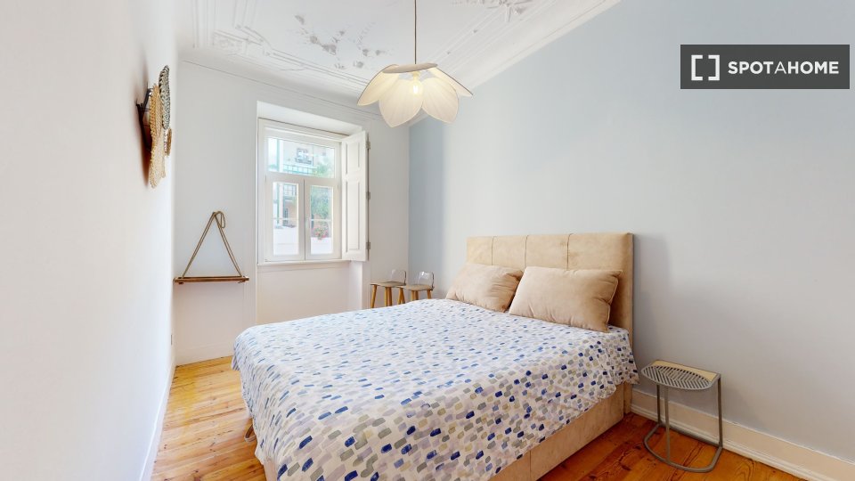 Apartment Lisbon, 2 beds — photo 11