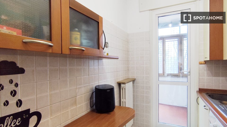 Double room Milan, 3 beds, 118m² — photo 6