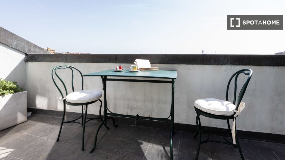 Apartment Milan, 1 bed, 80m² — photo 3