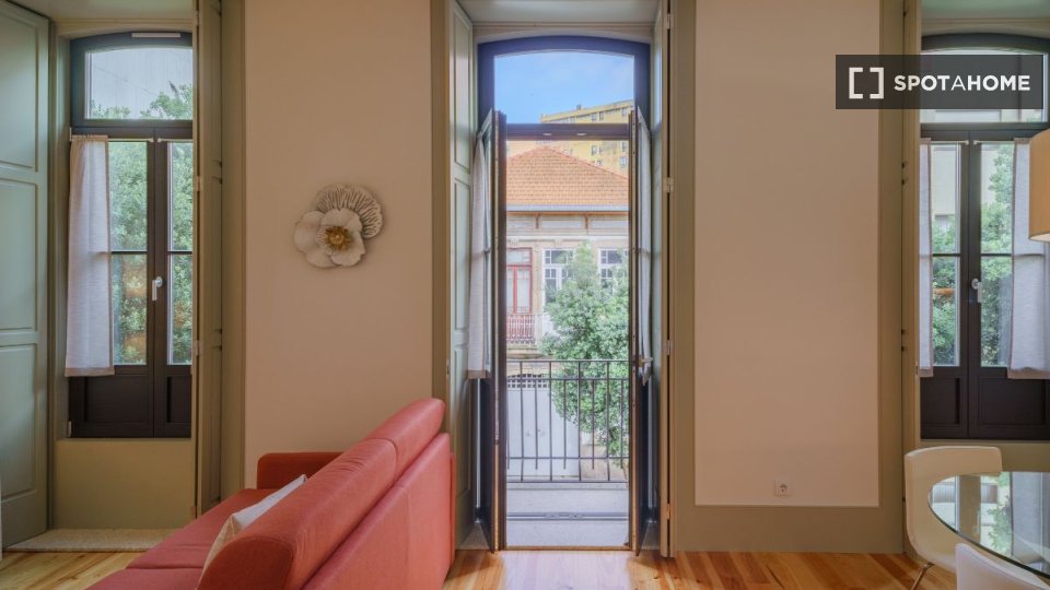 Apartment Porto, 1 bed, 36m² — photo 8