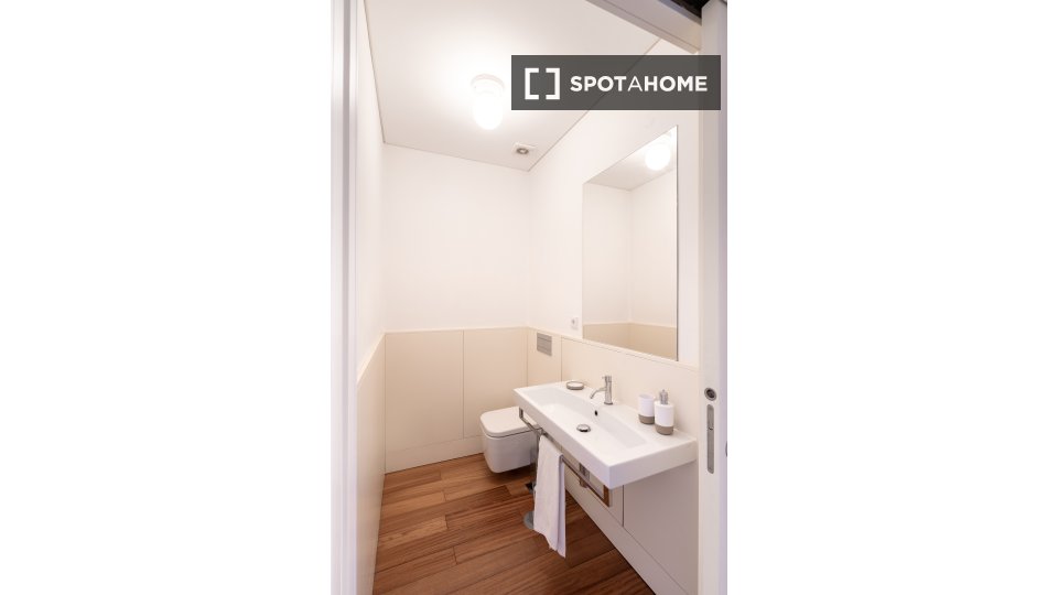 Apartment Porto, 1 bed, 105m² — photo 5
