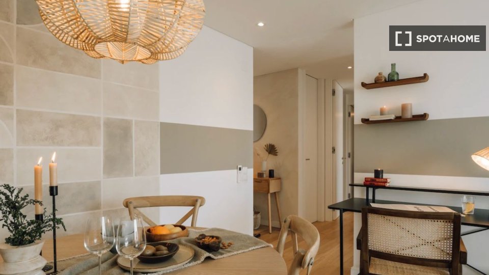 Apartment Lisbon, 1 bed — photo 17