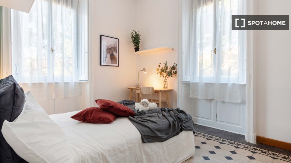 Double room Milan, 6 beds, 144m² — photo 1