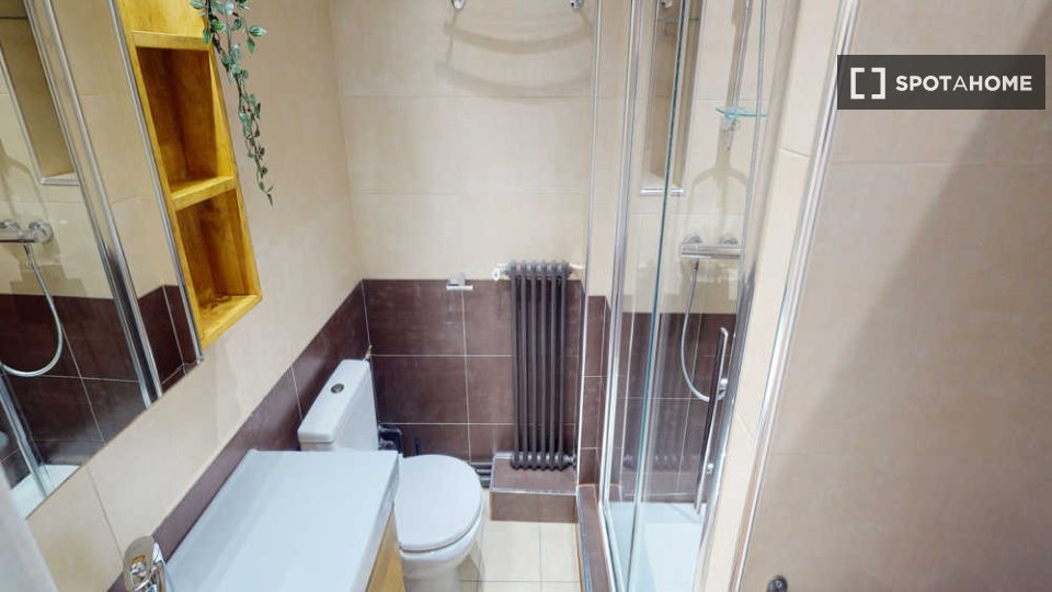 Double room Paris, 5 beds, 100m² — photo 6