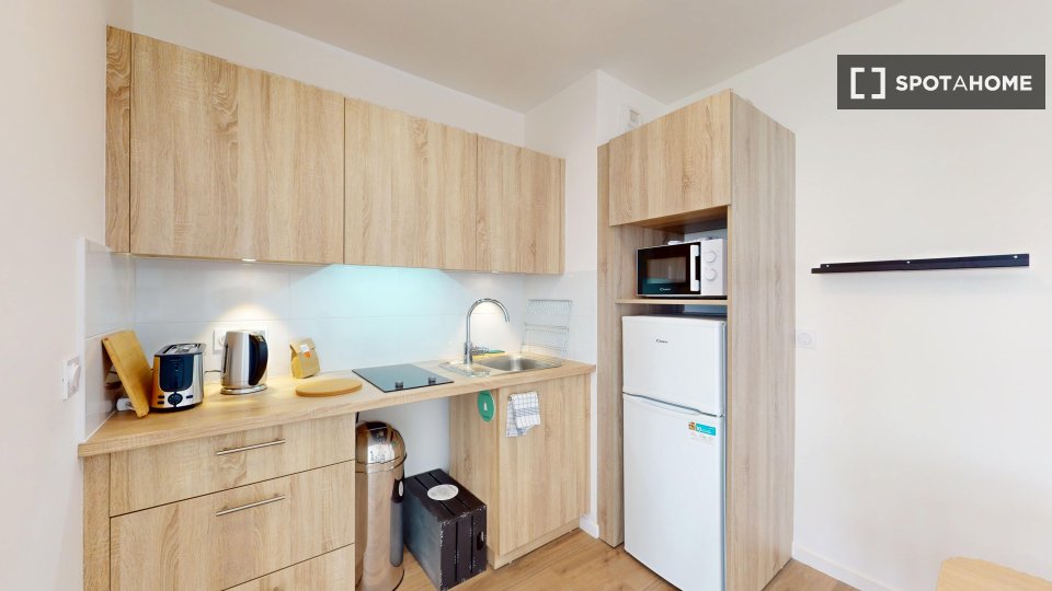Double room Paris, 2 beds — photo 4