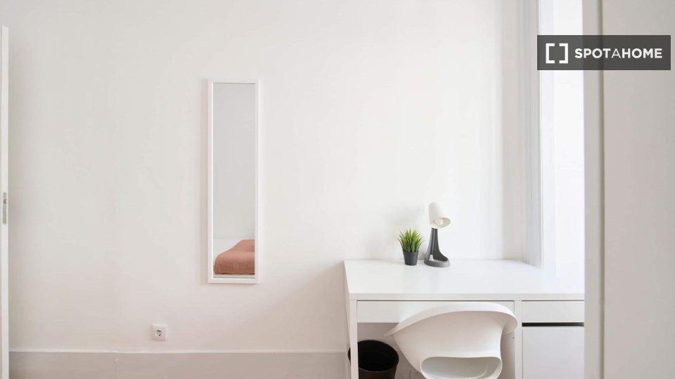 Double room Lisbon, 8 beds — photo 6
