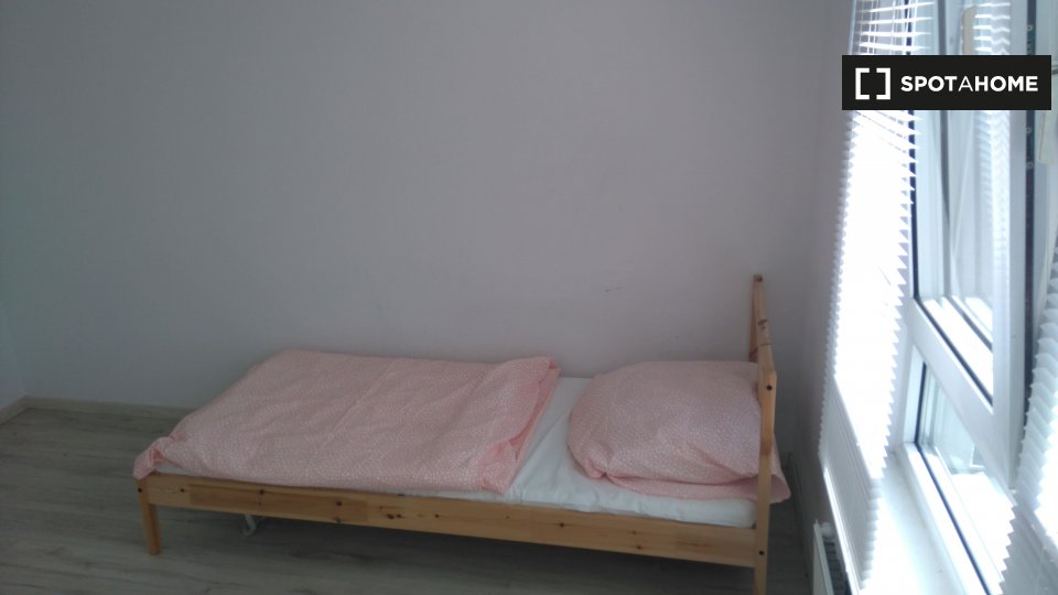 Double room Berlin, 4 beds, 96m² — photo 3