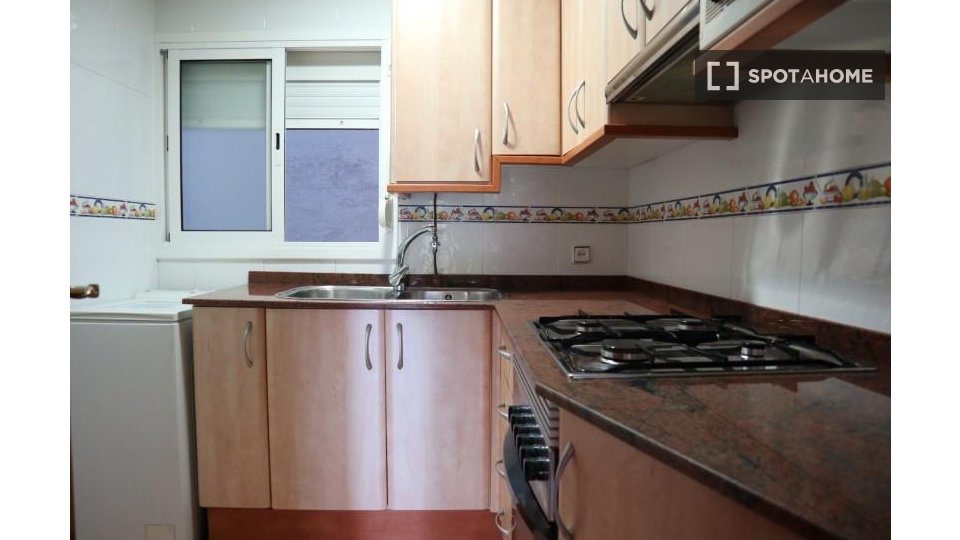 Double room Barcelona, 3 beds — photo 1
