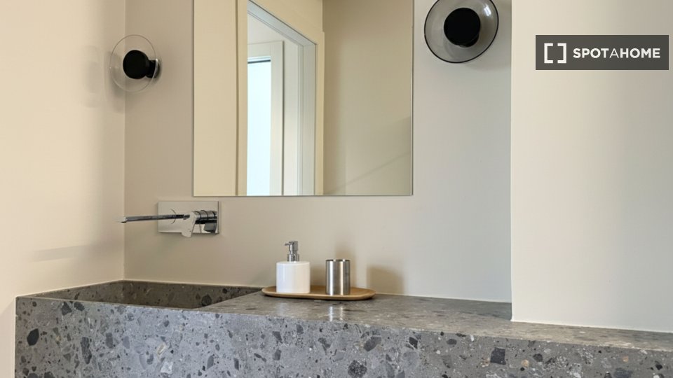 Apartment Milan, 2 beds, 60m² — photo 16