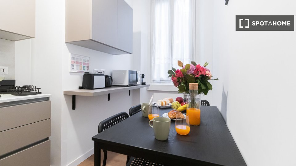 Apartment Milan, 1 bed, 80m² — photo 10
