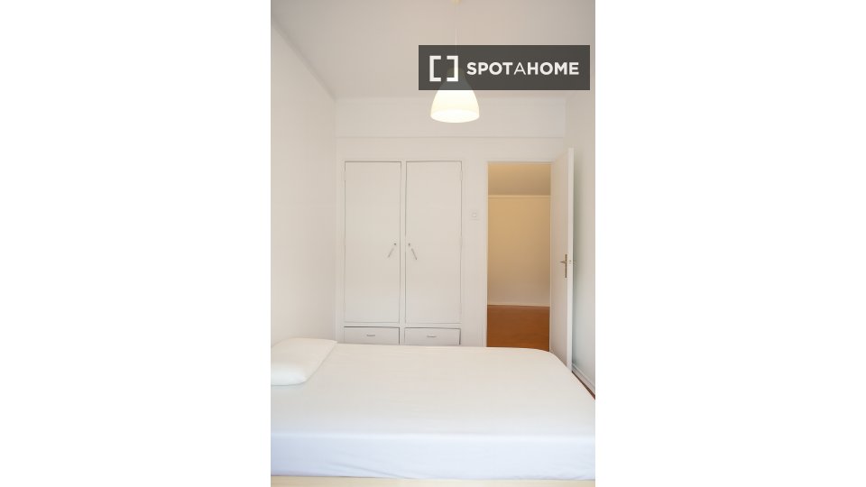 Apartment Lisbon, 1 bed — photo 15