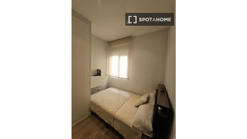Apartment Madrid, 4 beds, 105m² — photo 14
