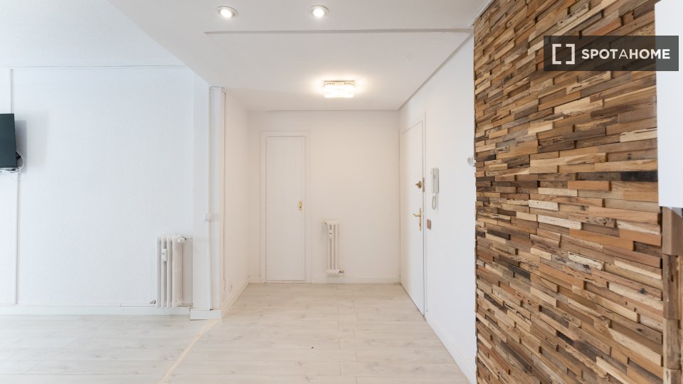 Double room Madrid, 6 beds — photo 11