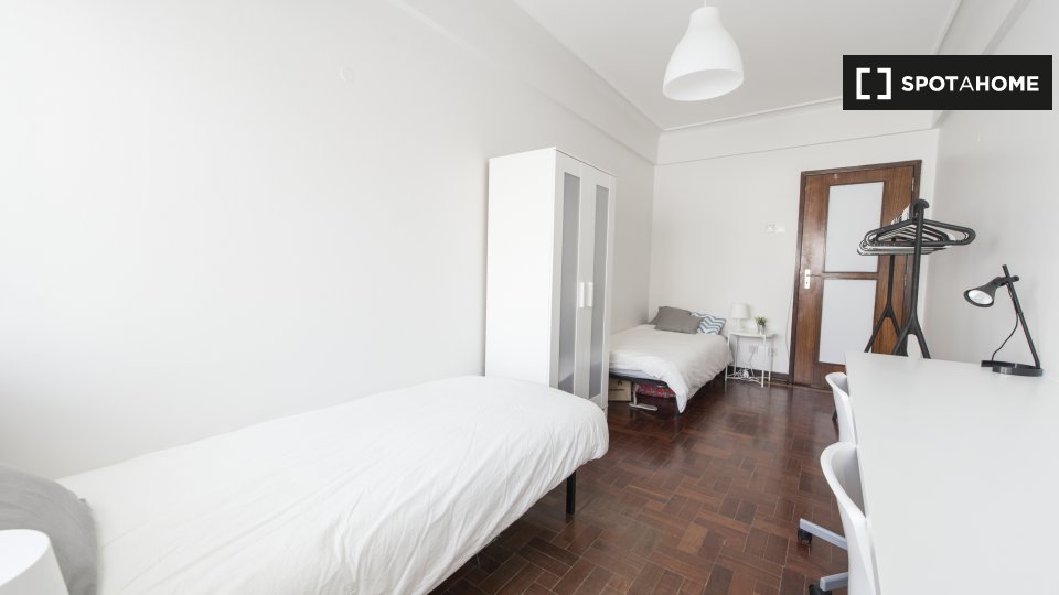 Double room Lisbon, 10 beds — photo 4