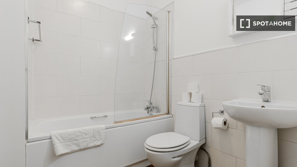 Apartment London, 1 bed, 37m² — photo 25