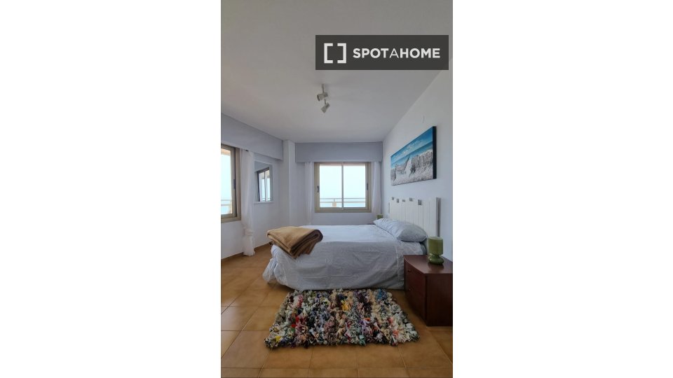 Apartment Valencia, 4 beds, 140m² — photo 8