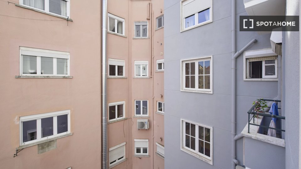 Double room Lisbon, 7 beds — photo 4