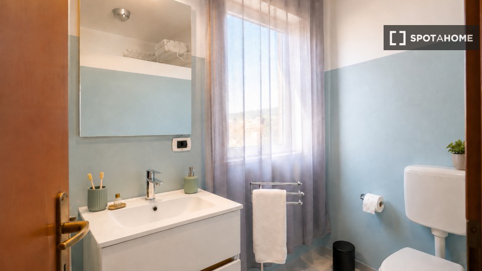 Double room Milan, 3 beds, 95m² — photo 5