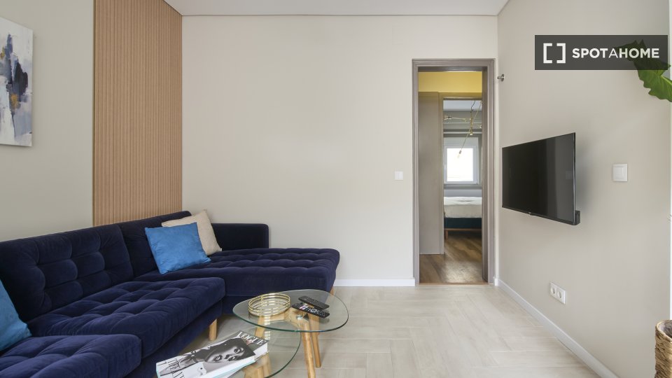 Apartment Lisbon, 1 bed — photo 9
