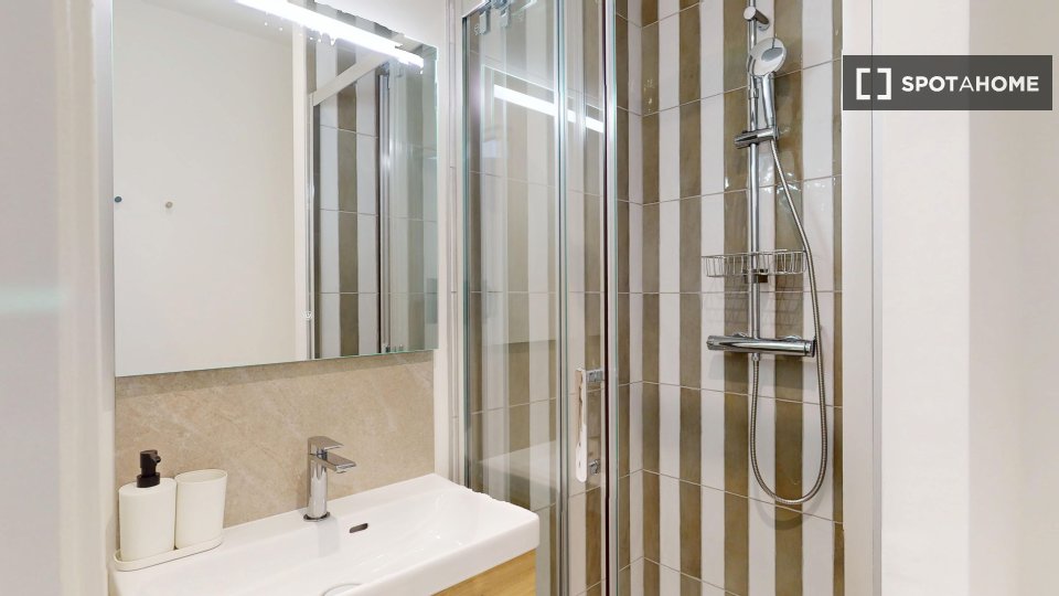 Camera doppia Parigi, 6 camere — foto 16