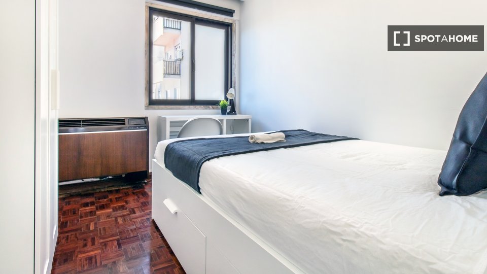 Double room Lisbon, 10 beds — photo 12
