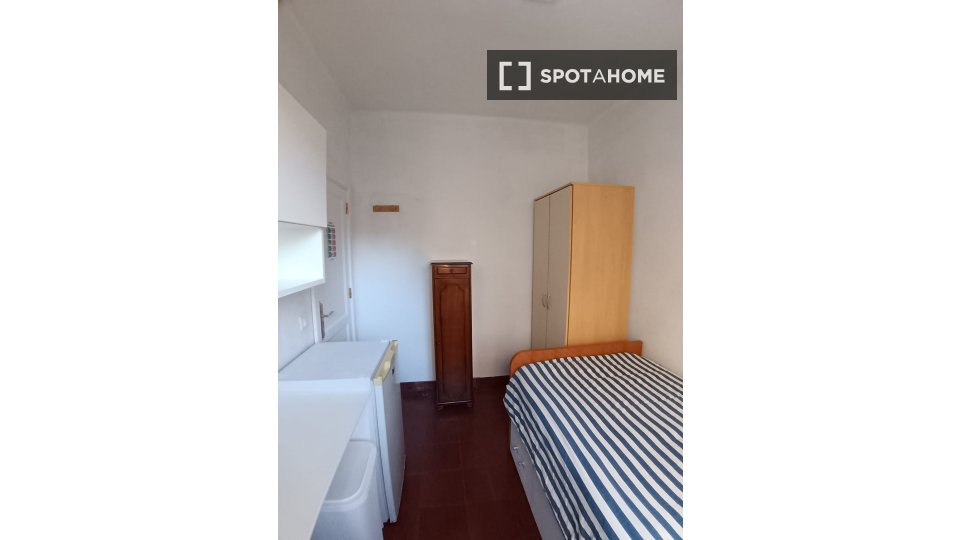 Se alquila habitación en piso compartido en Arucas