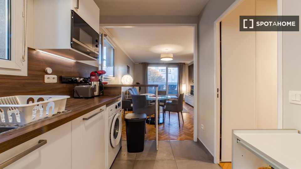 Apartment Paris, 2 beds, 67m² — photo 3
