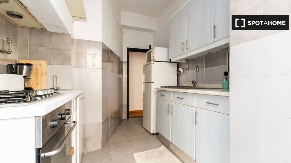 Apartment Lisbon, 2 beds — photo 11