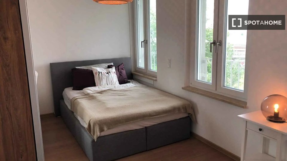 Double room Berlin, 4 beds, 99m² — photo 7