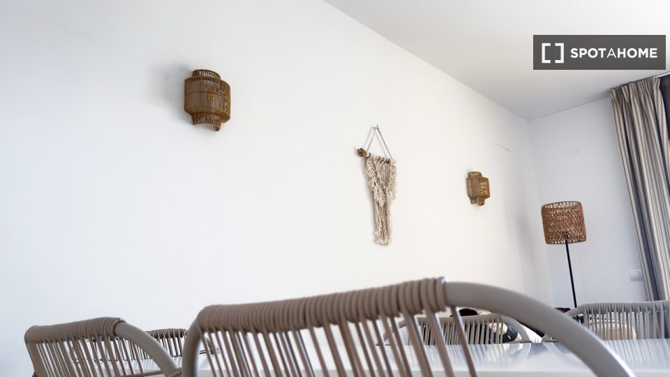 Apartment Alicante, 2 beds — photo 24
