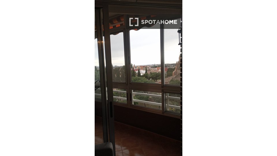 Double room Valencia, 5 beds, 110m² — photo 14
