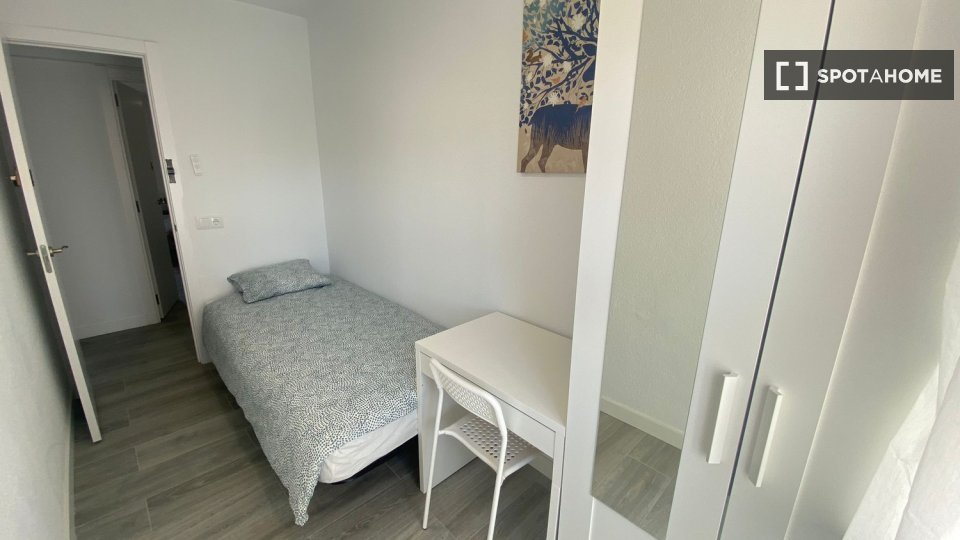 Chambre double Madrid, 7 chambres — photo 5
