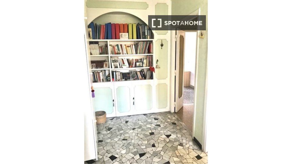 Double room Rome, 3 beds, 130m² — photo 1