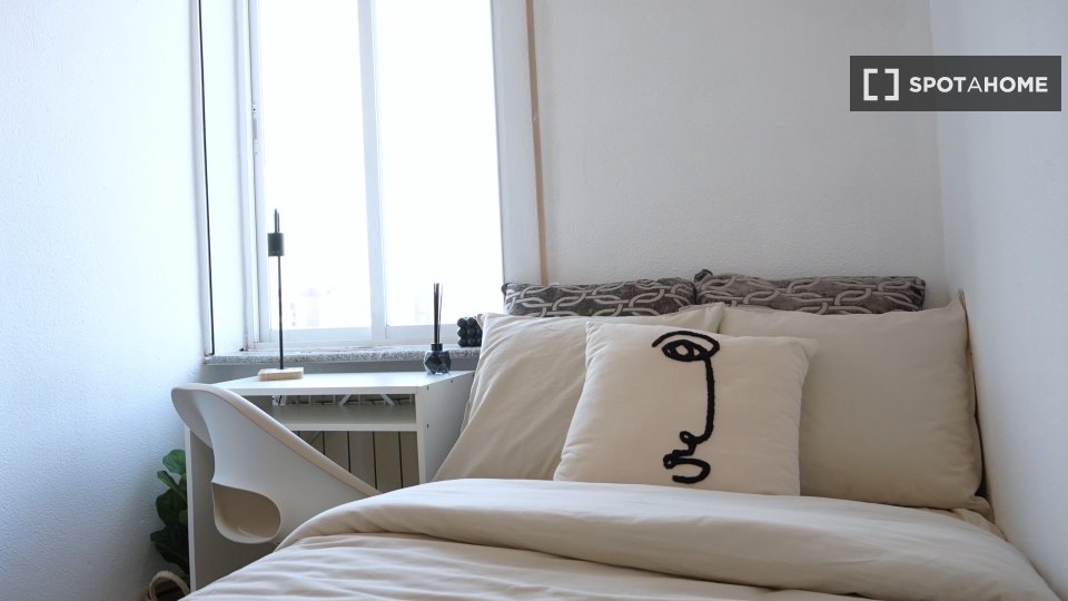 Double room Madrid, 4 beds — photo 2