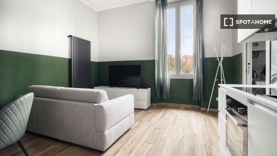 Apartment Milan, 1 bed — photo 1
