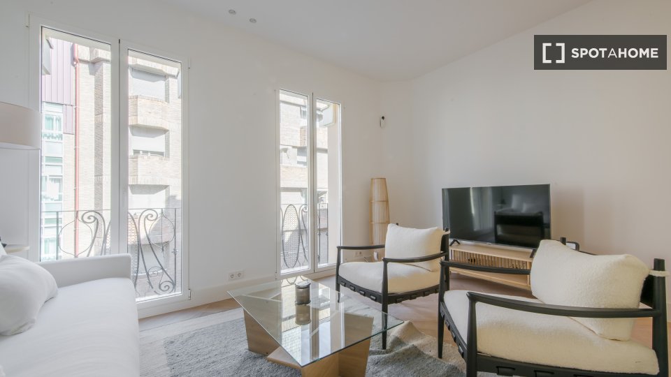 Apartment Madrid, 2 beds — photo 13