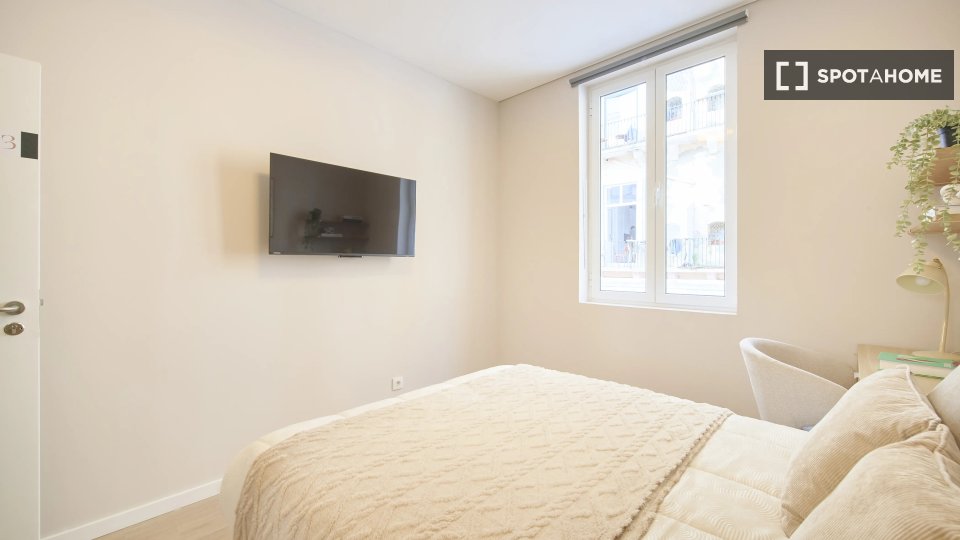 Double room Lisbon, 10 beds — photo 12