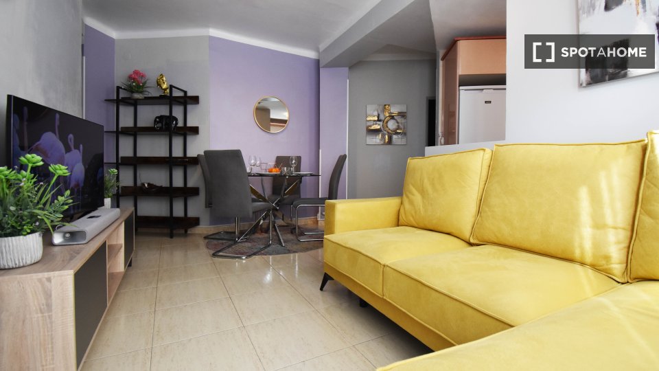 Apartment Malaga, 3 beds, 68m² — photo 19