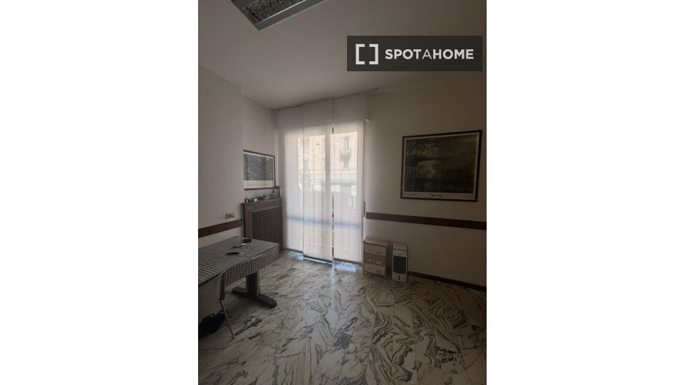 Apartment Milan, 1 bed — photo 10