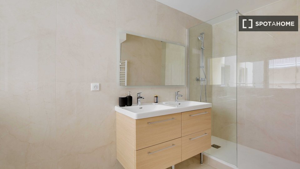 Apartment Paris, 3 beds, 97m² — photo 10