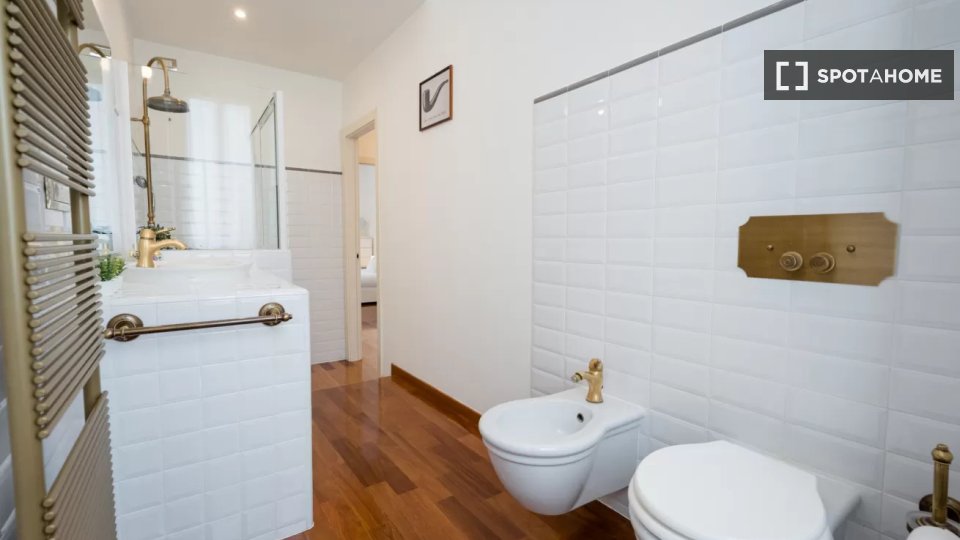 Apartment Milan, 1 bed, 76m² — photo 13