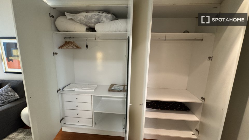 Apartment Lisbon, 1 bed — photo 14
