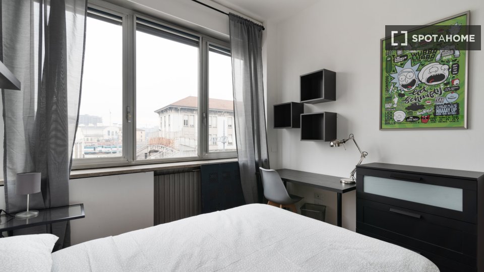 Double room Milan, 7 beds, 151m² — photo 1